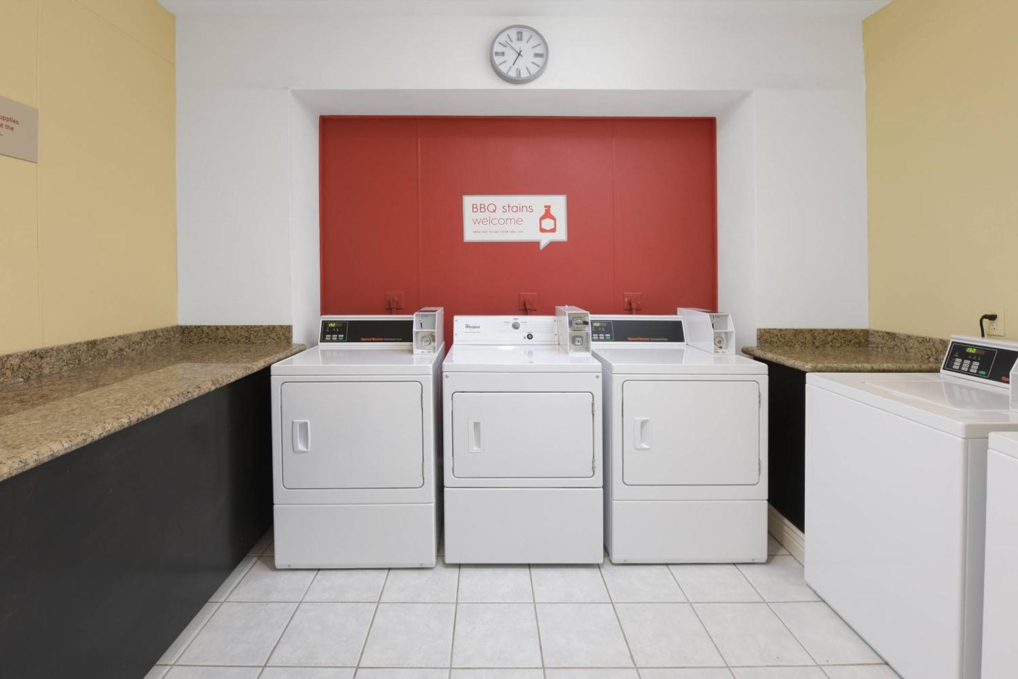 Towneplace Suites By Marriott Lake Jackson Clute Екстериор снимка