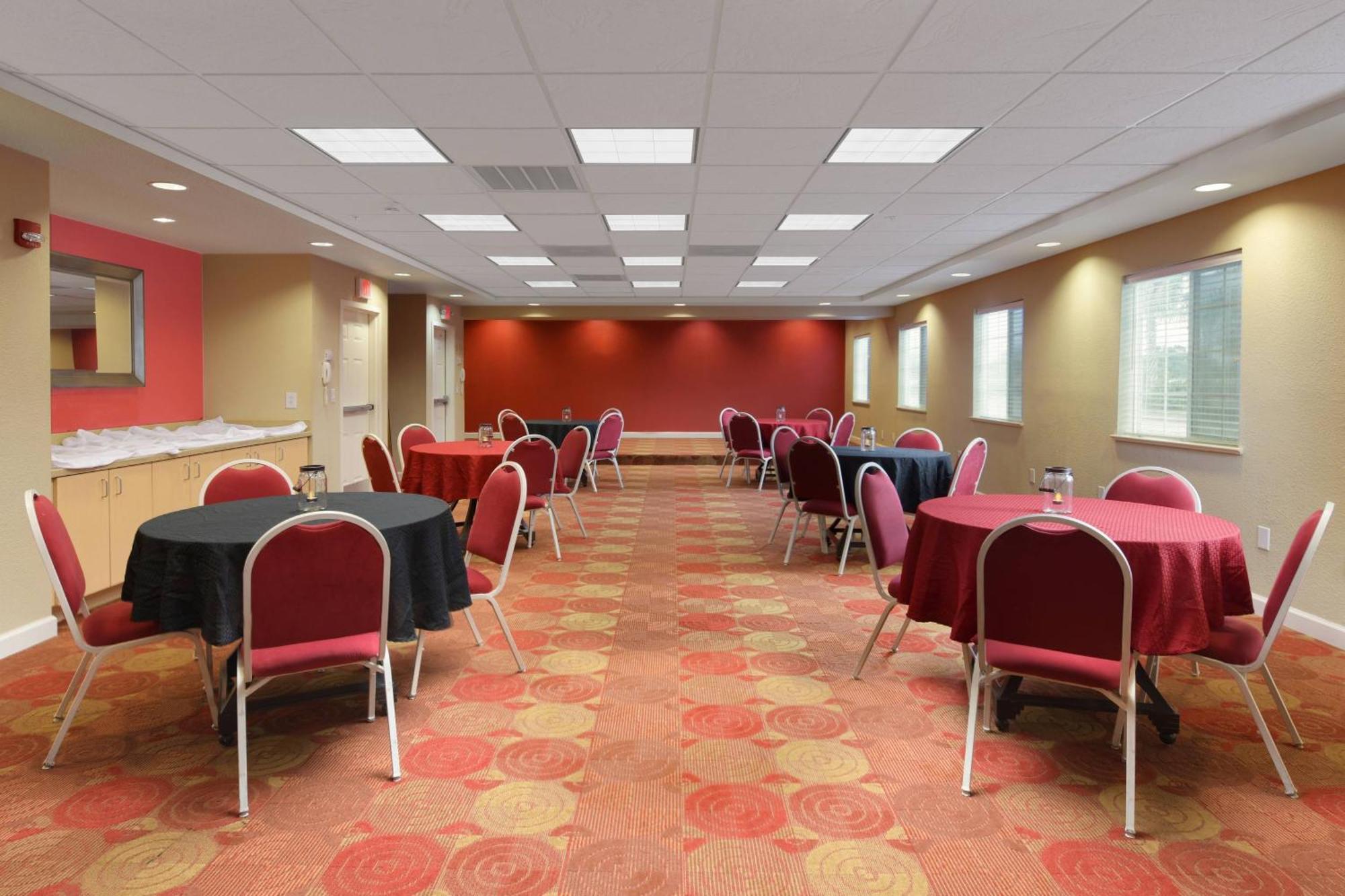 Towneplace Suites By Marriott Lake Jackson Clute Екстериор снимка