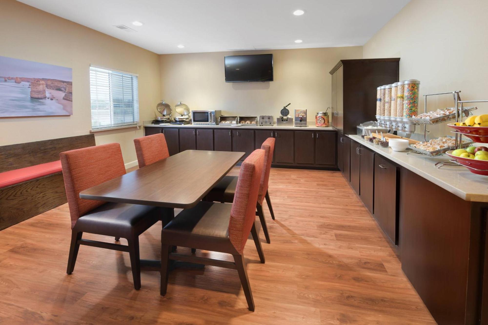 Towneplace Suites By Marriott Lake Jackson Clute Екстериор снимка